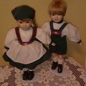 House of Lloyd 1994 dolls